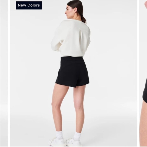 Spanx AirEssentials 4" short black - Picture 3 of 10